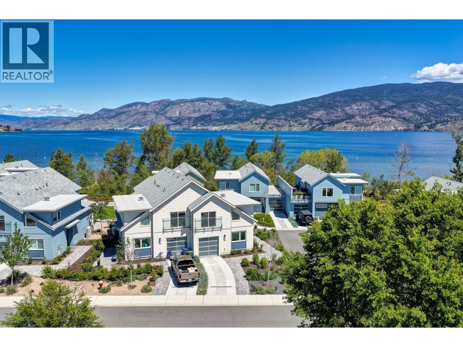 3000 Landry Crescent, Summerland