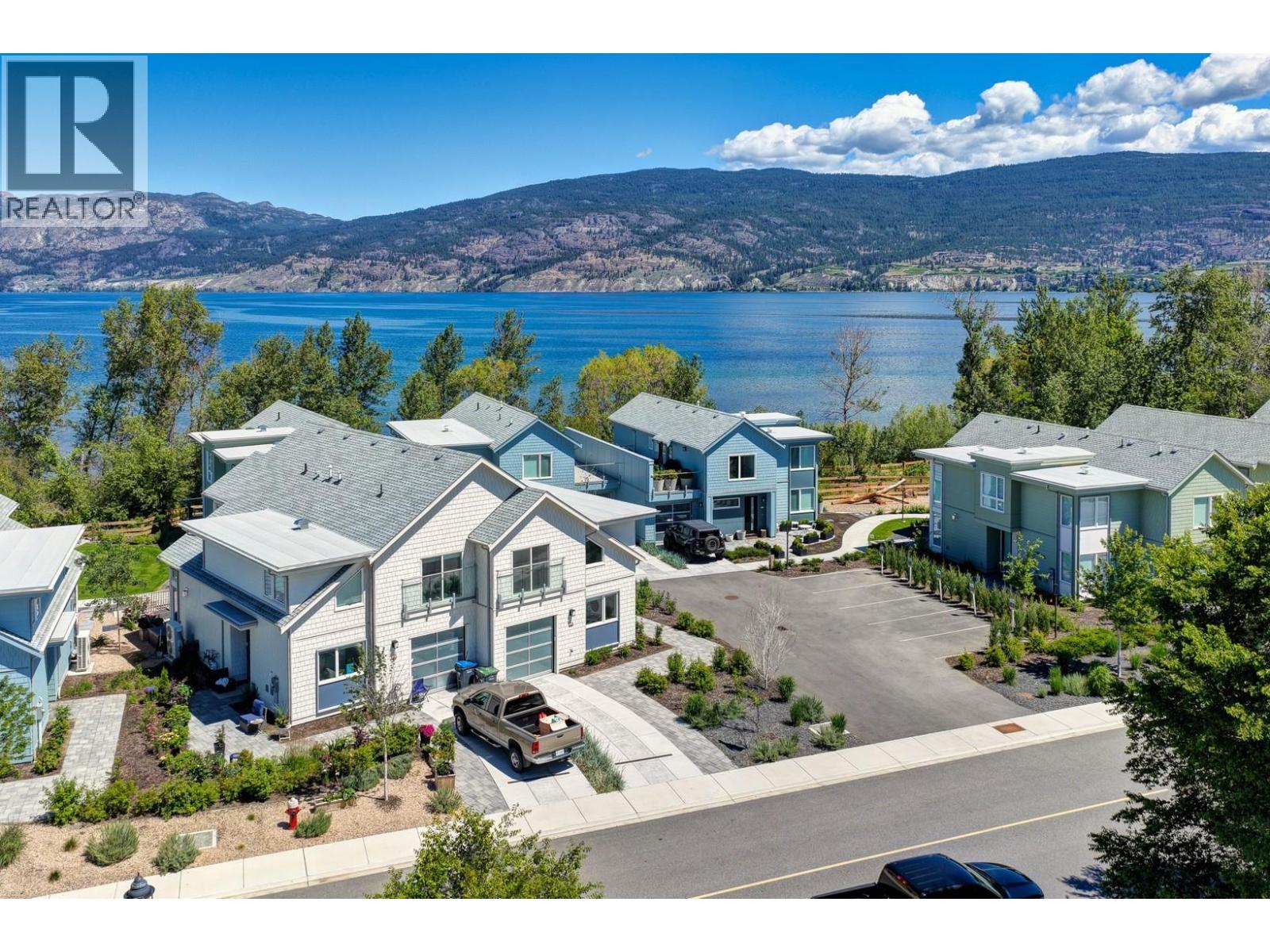 3000 Landry Crescent, Summerland