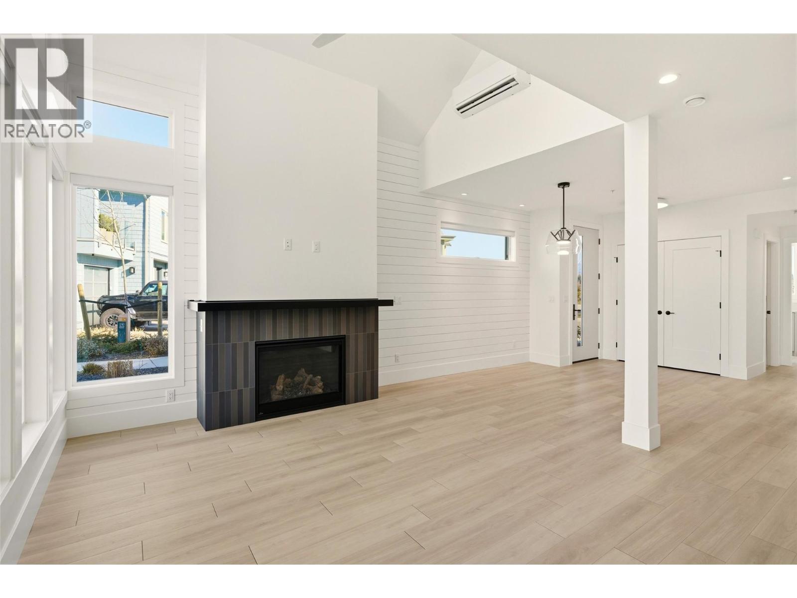 3000 Landry Crescent, Summerland