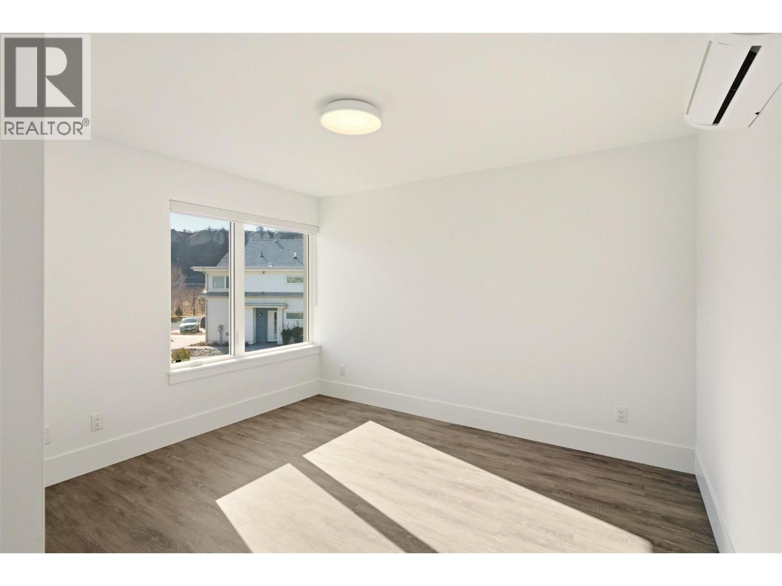 3080 Landry Crescent, Summerland