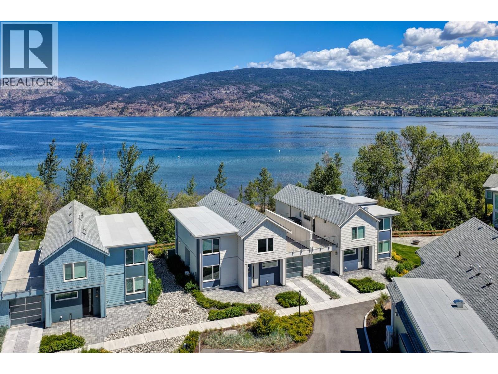 3080 Landry Crescent, Summerland