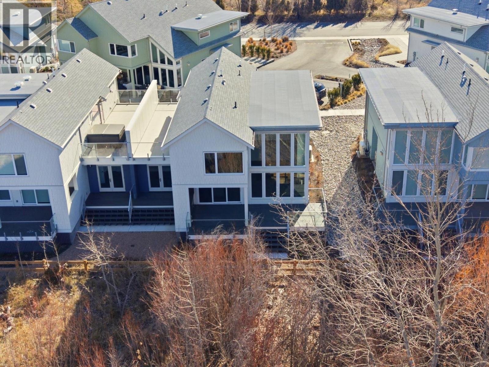 3080 Landry Crescent, Summerland
