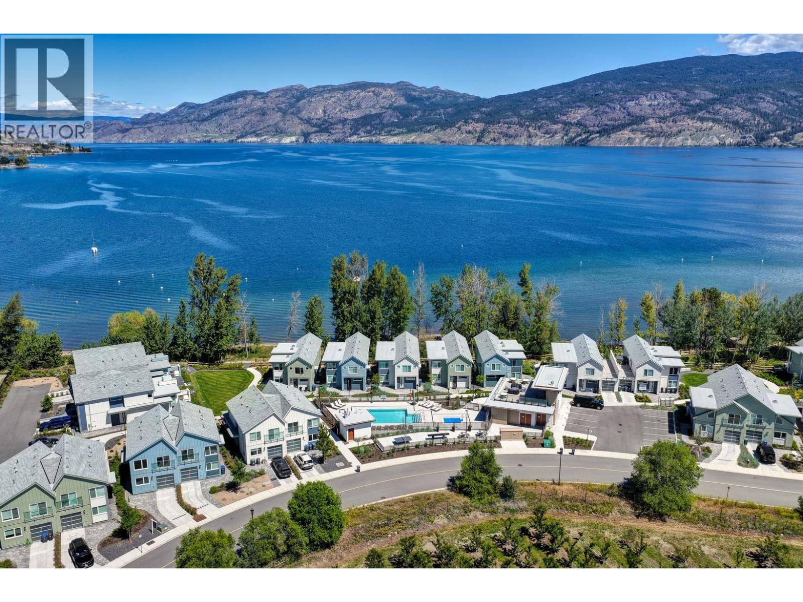 3080 Landry Crescent, Summerland