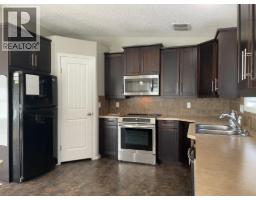 34 Pebble Drive, Fort Nelson, BC V0C1R0 Photo 15