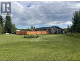Bedroom 3 - 34 Pebble Drive, Fort Nelson, BC V0C1R0 Photo 6
