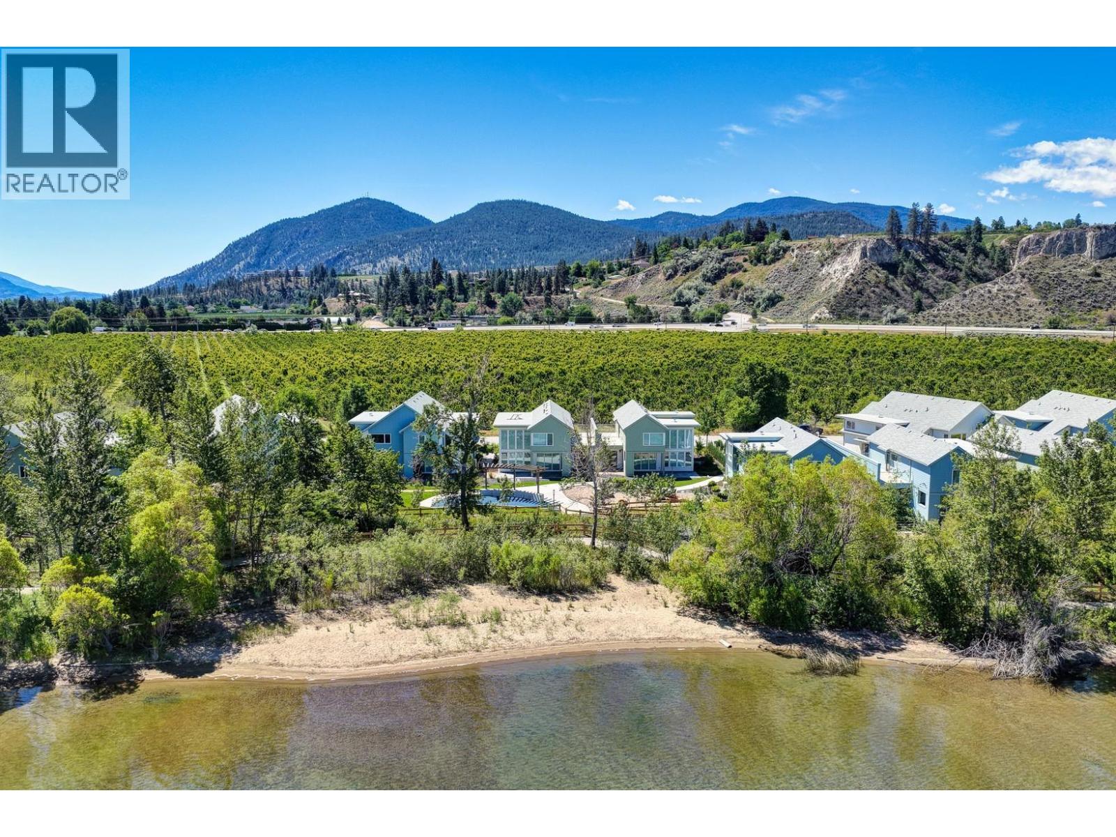 3290 Landry Crescent, Summerland