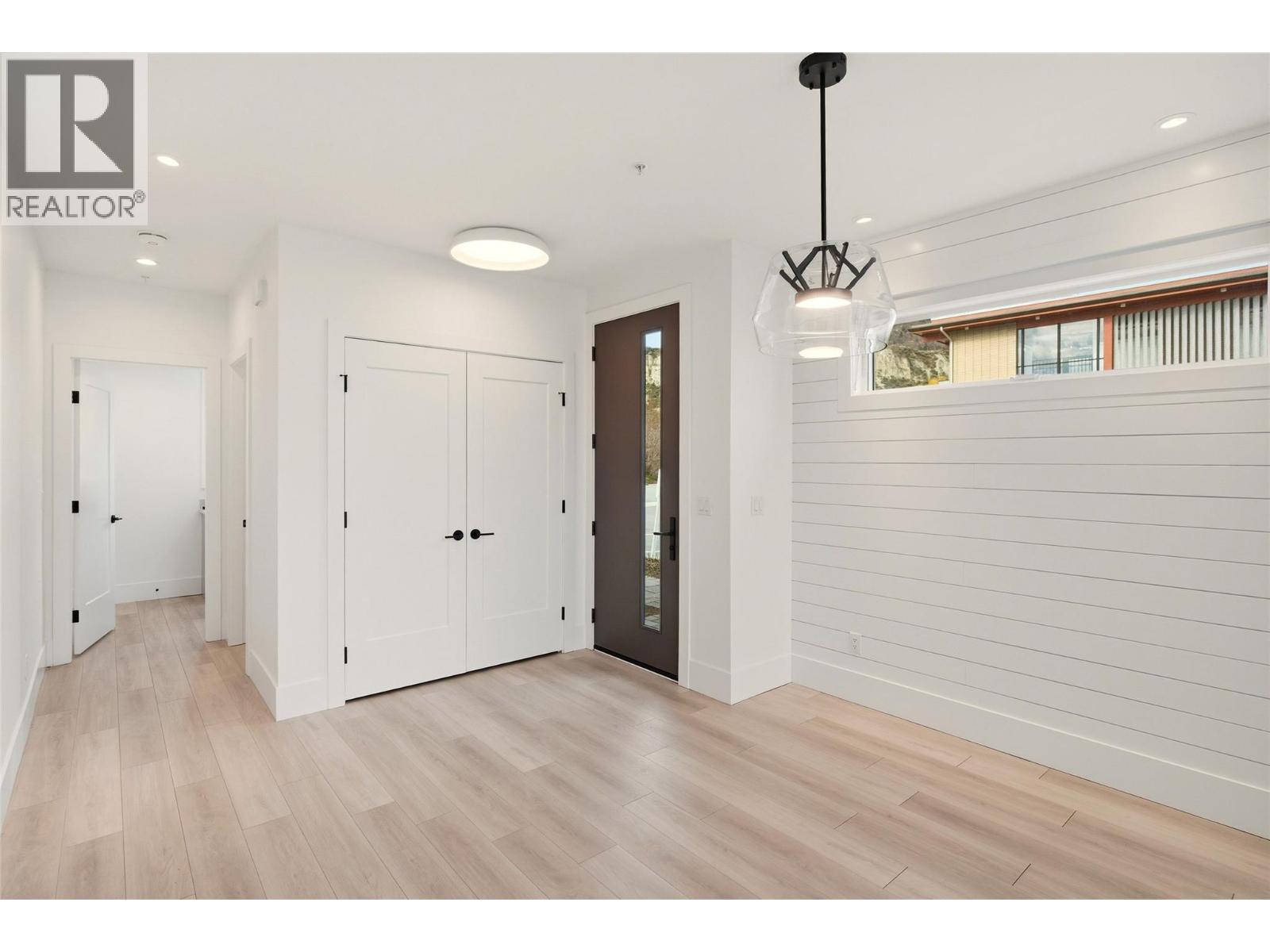 3170 Landry Crescent, Summerland