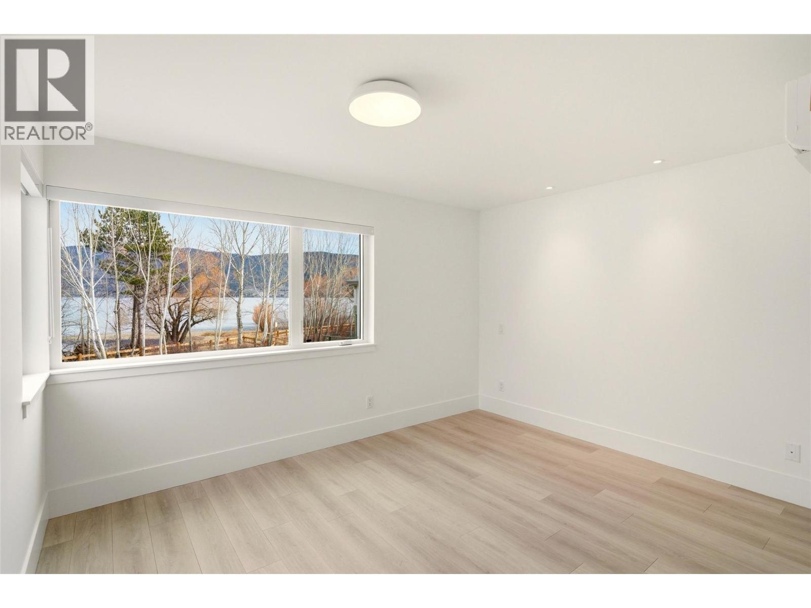 3170 Landry Crescent, Summerland
