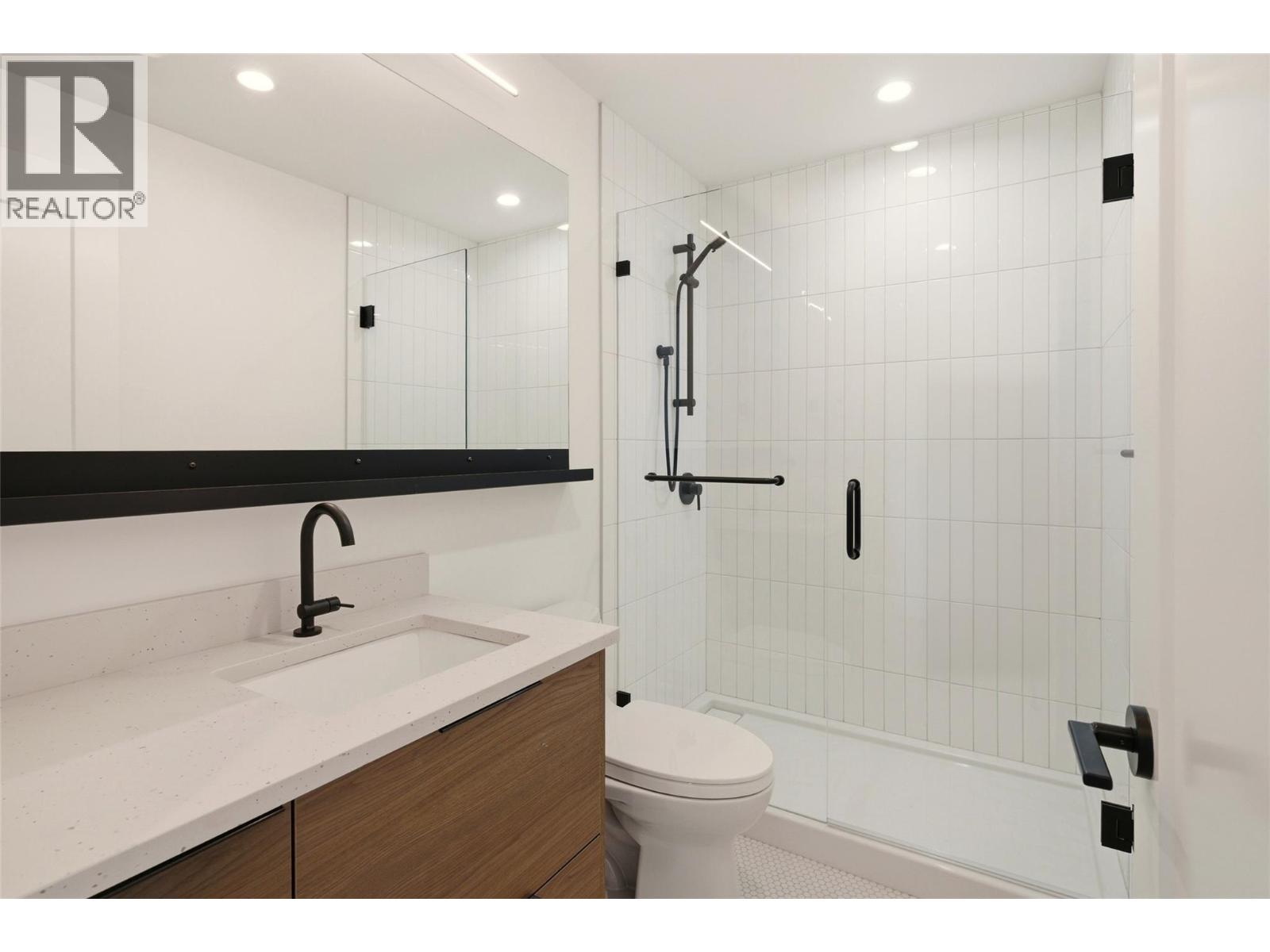 3170 Landry Crescent, Summerland