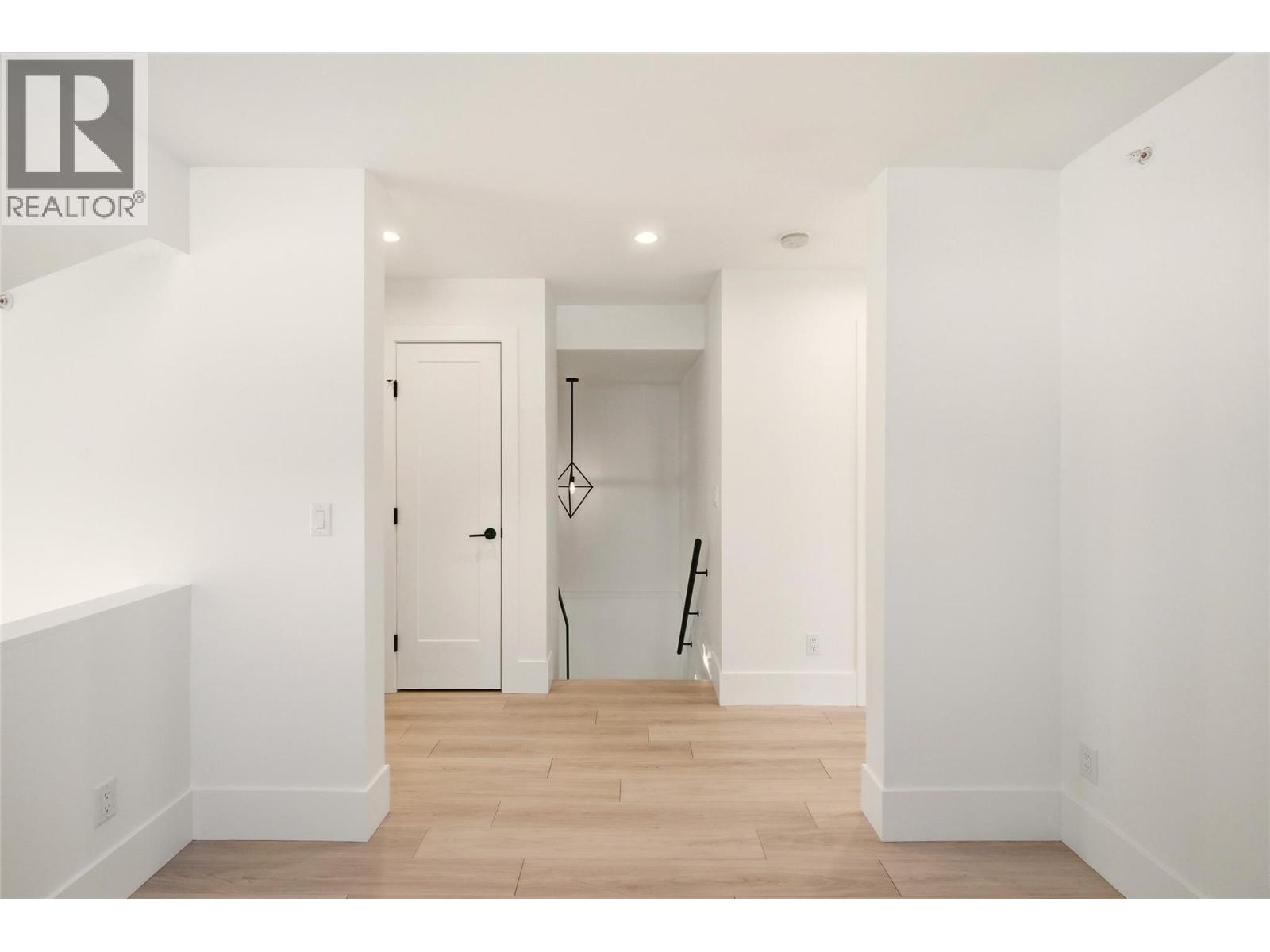 3170 Landry Crescent, Summerland