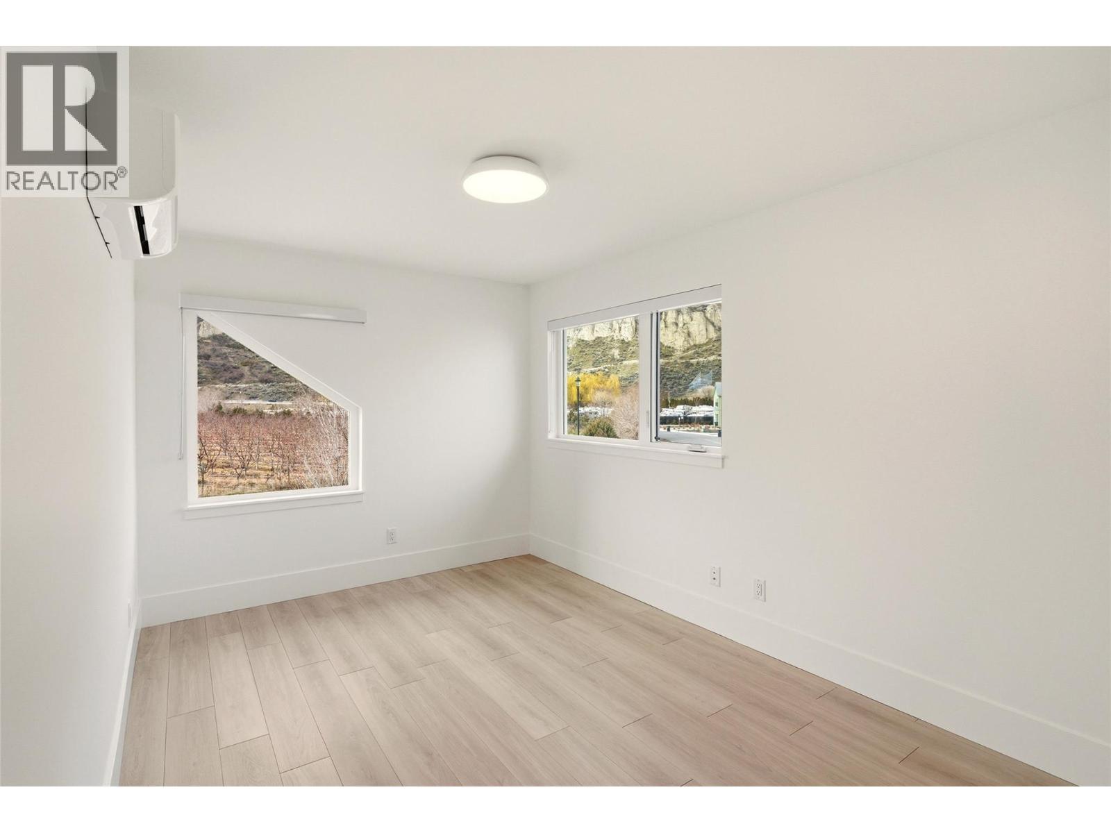 3170 Landry Crescent, Summerland