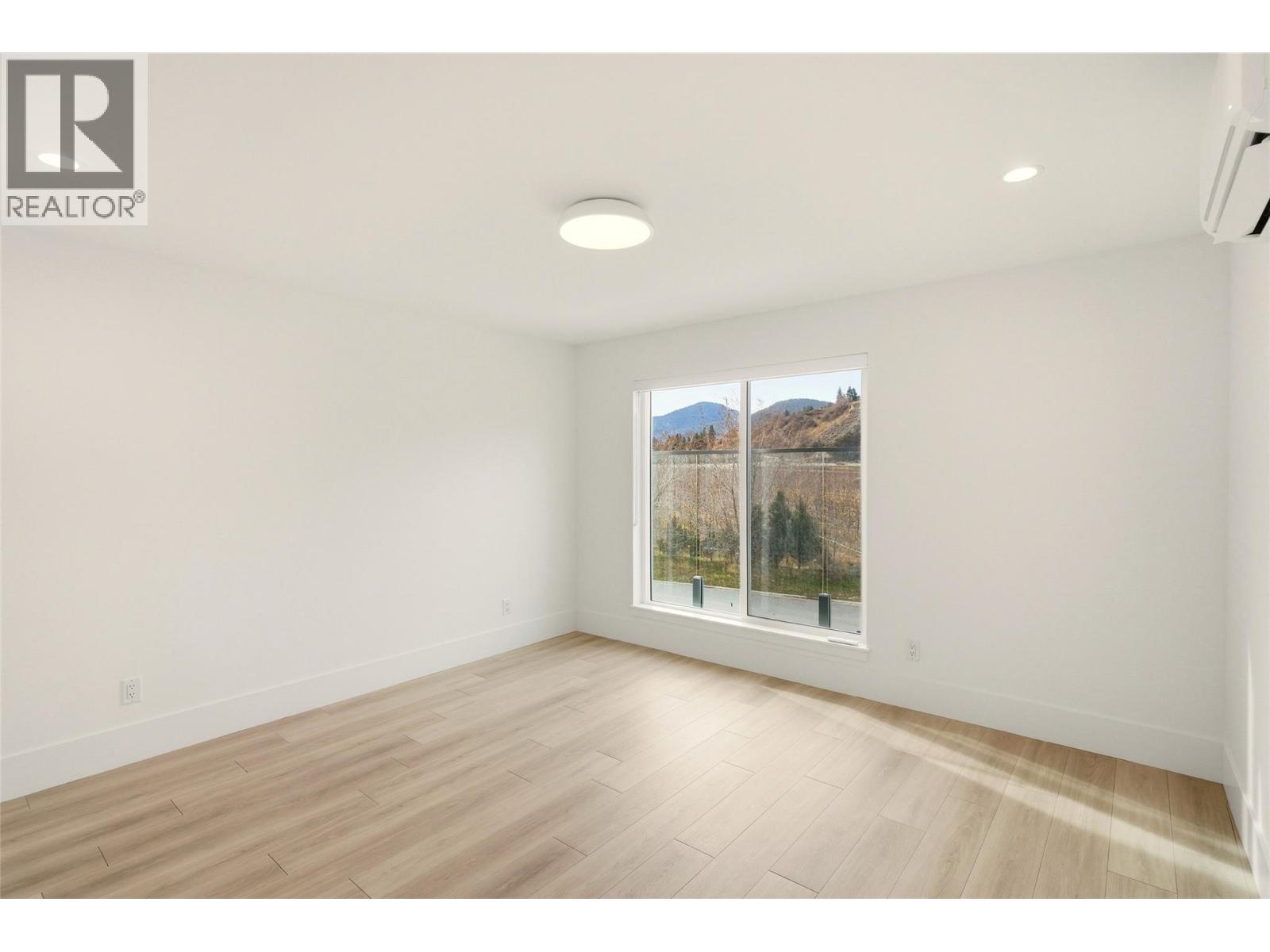 3170 Landry Crescent, Summerland