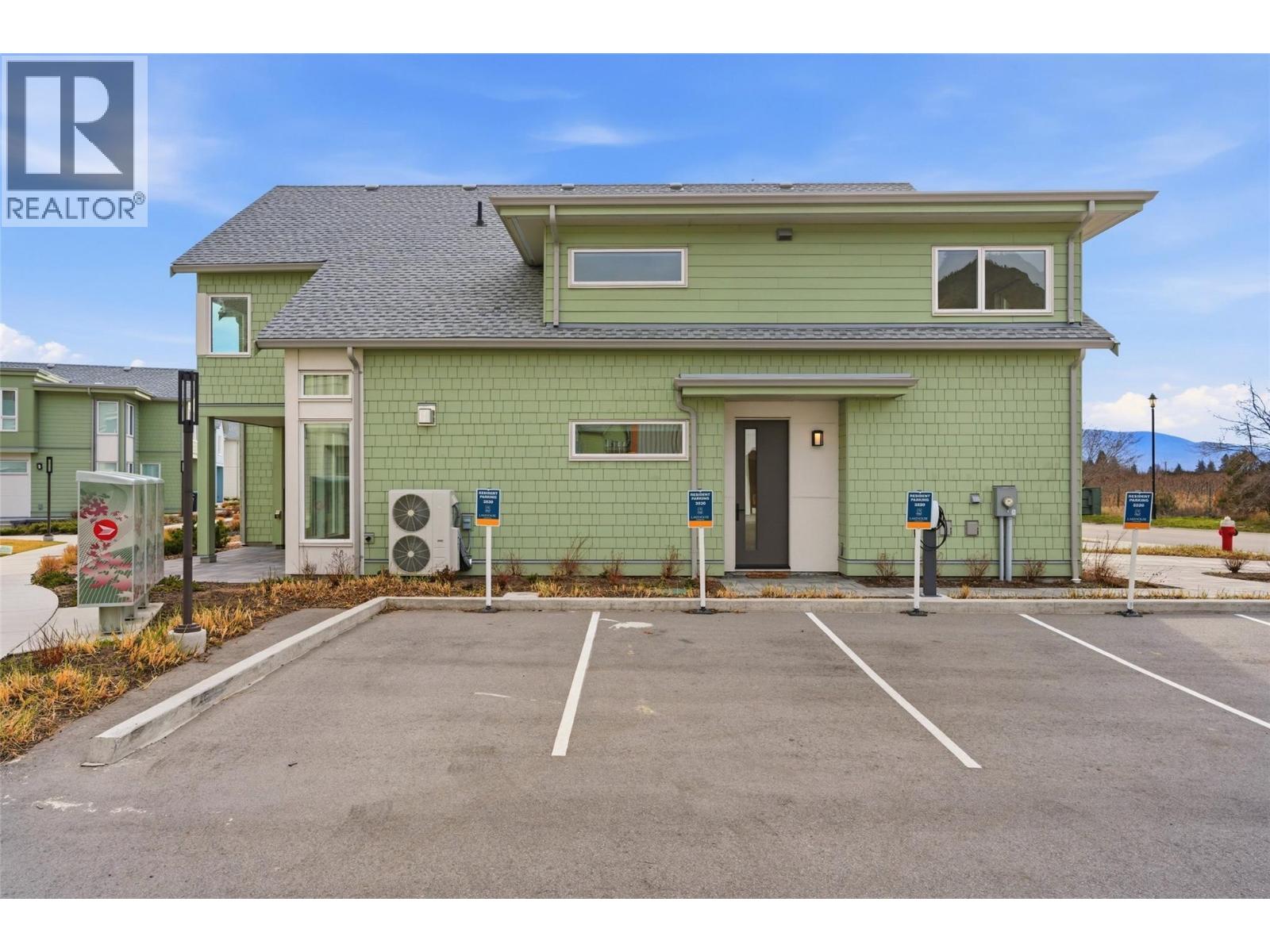 3170 Landry Crescent, Summerland