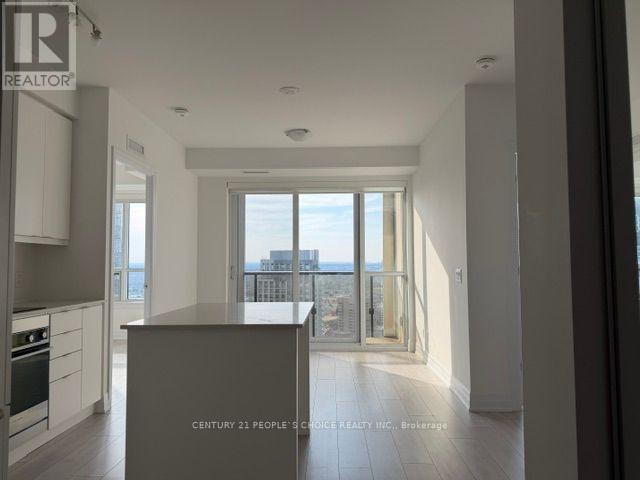 #3601 30 ELM DRIVE - 9