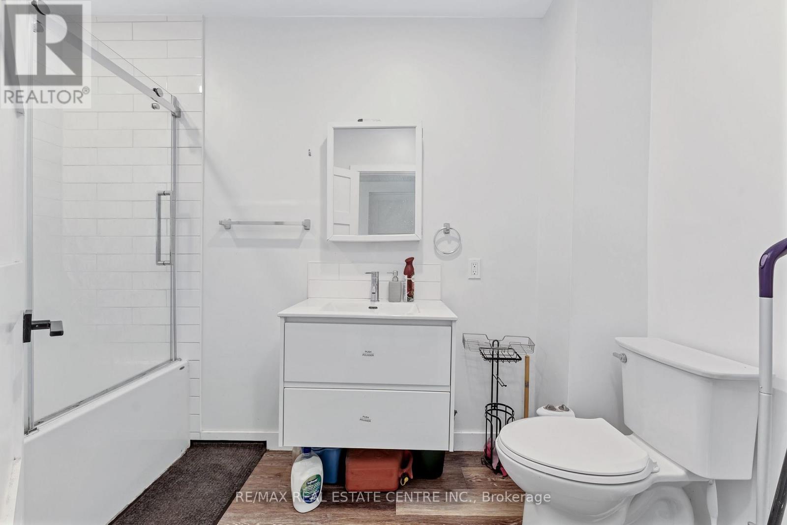 374 JOSEPHINE AVENUE - 11