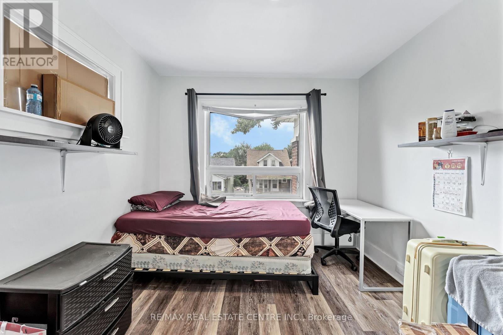 374 JOSEPHINE AVENUE - 15