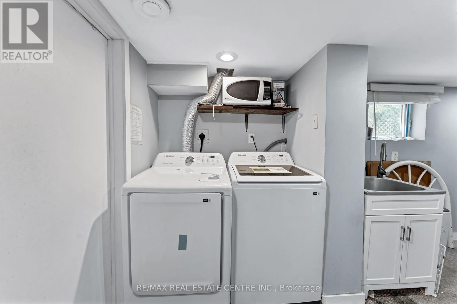 374 JOSEPHINE AVENUE - 23