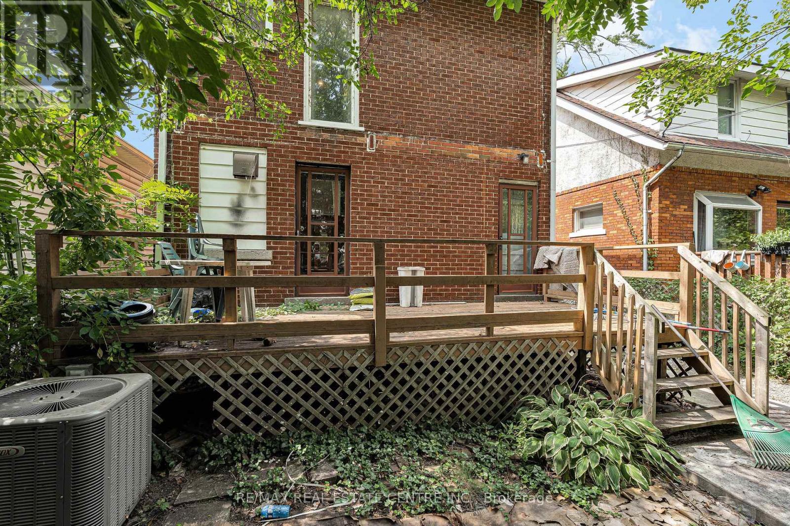 374 JOSEPHINE AVENUE - 6