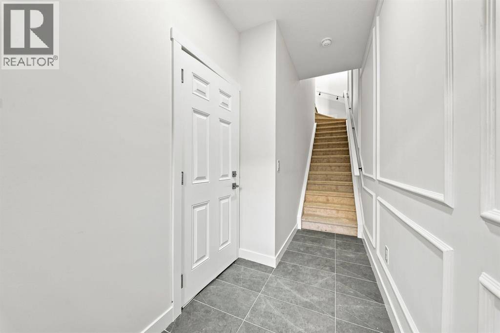 #225 75 Cornerstone Row NE - 39