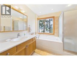 17538 Coral Beach Road, Lake Country, BC V4V1C1 Photo 26
