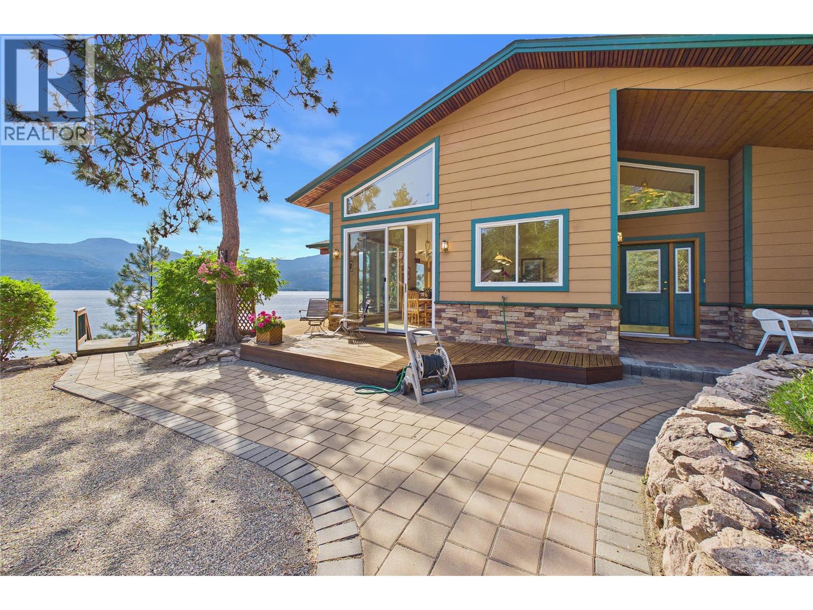  17538 Coral Beach Road, Lake Country