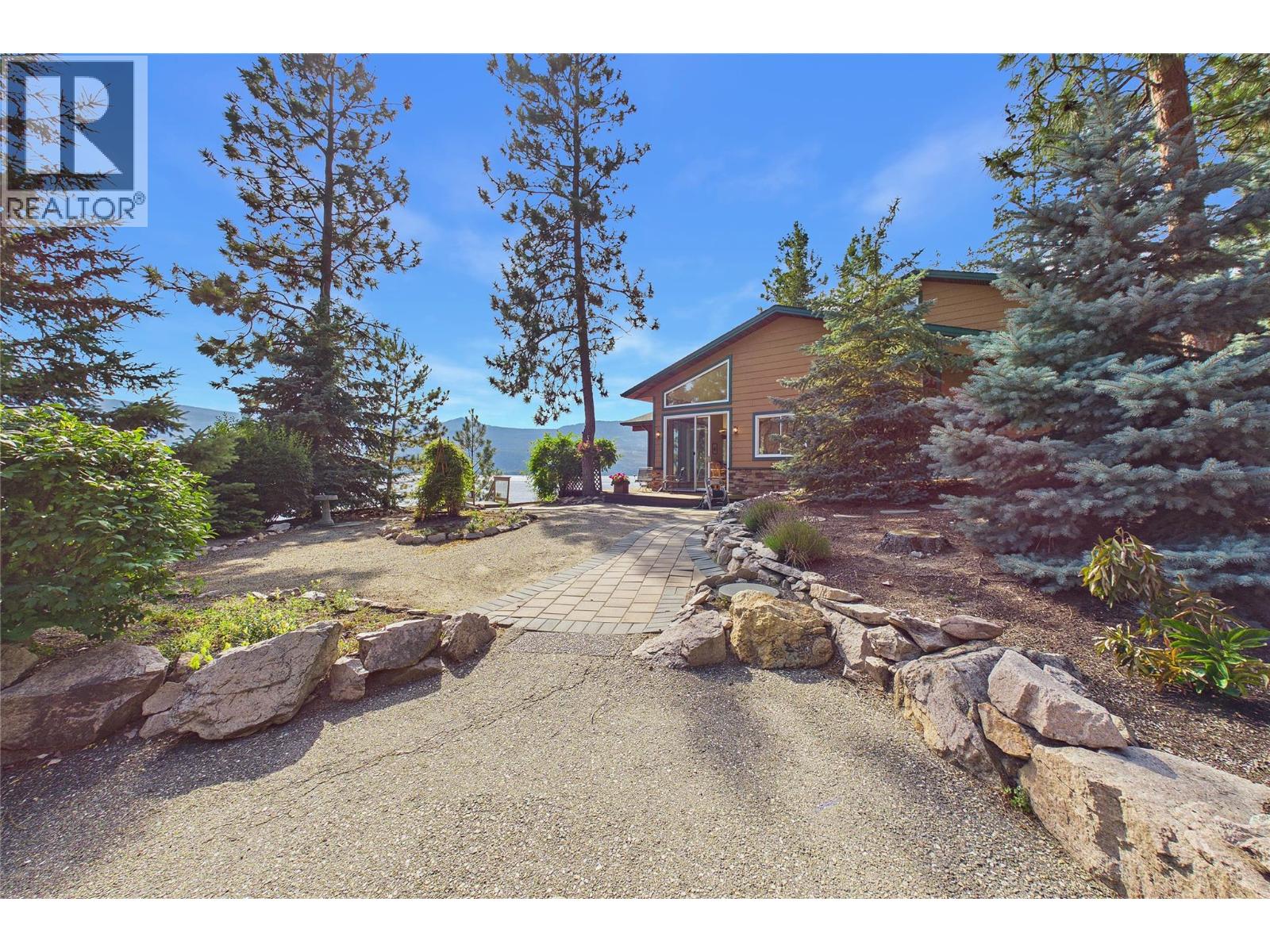  17538 Coral Beach Road, Lake Country