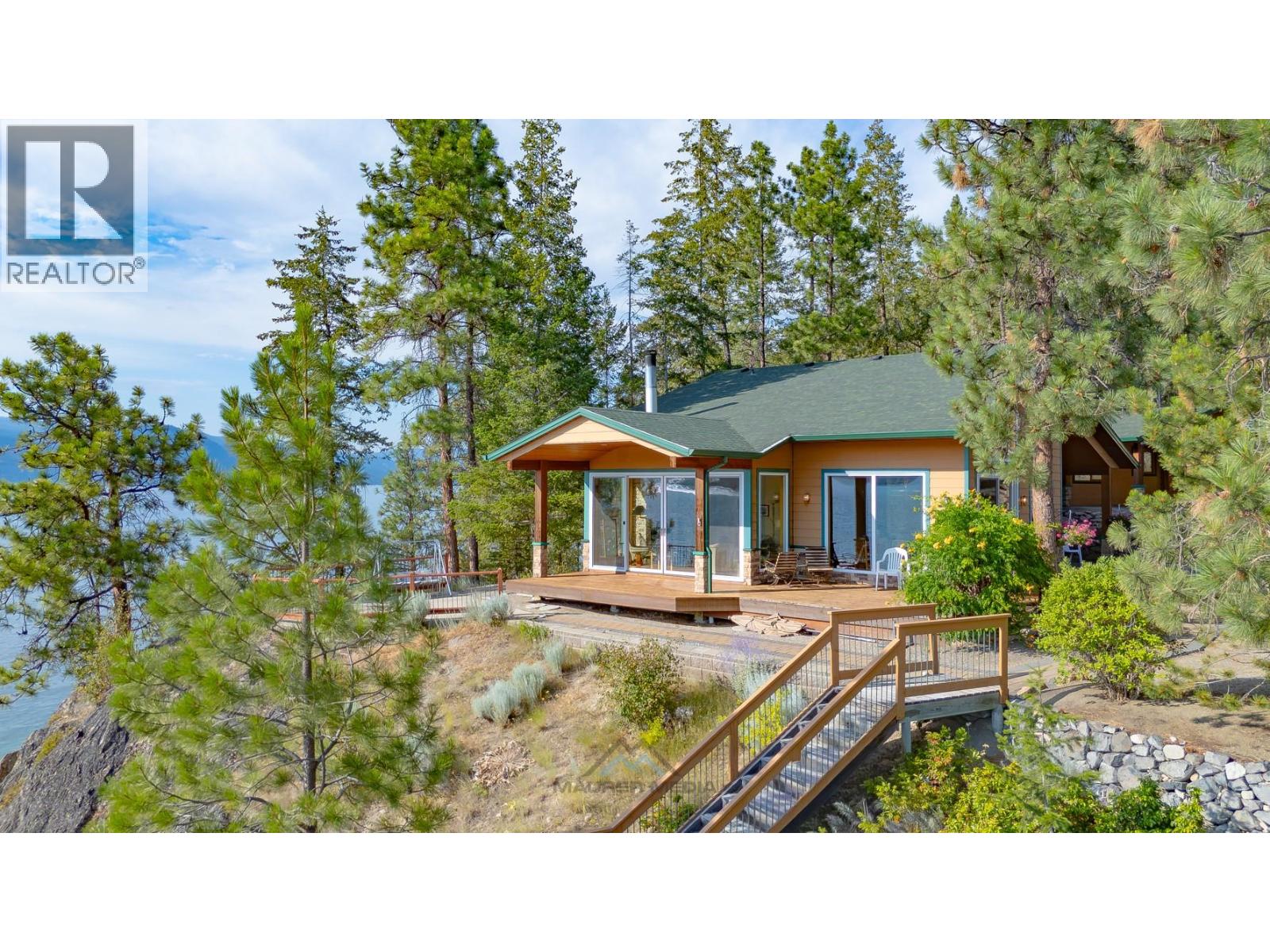  17538 Coral Beach Road, Lake Country