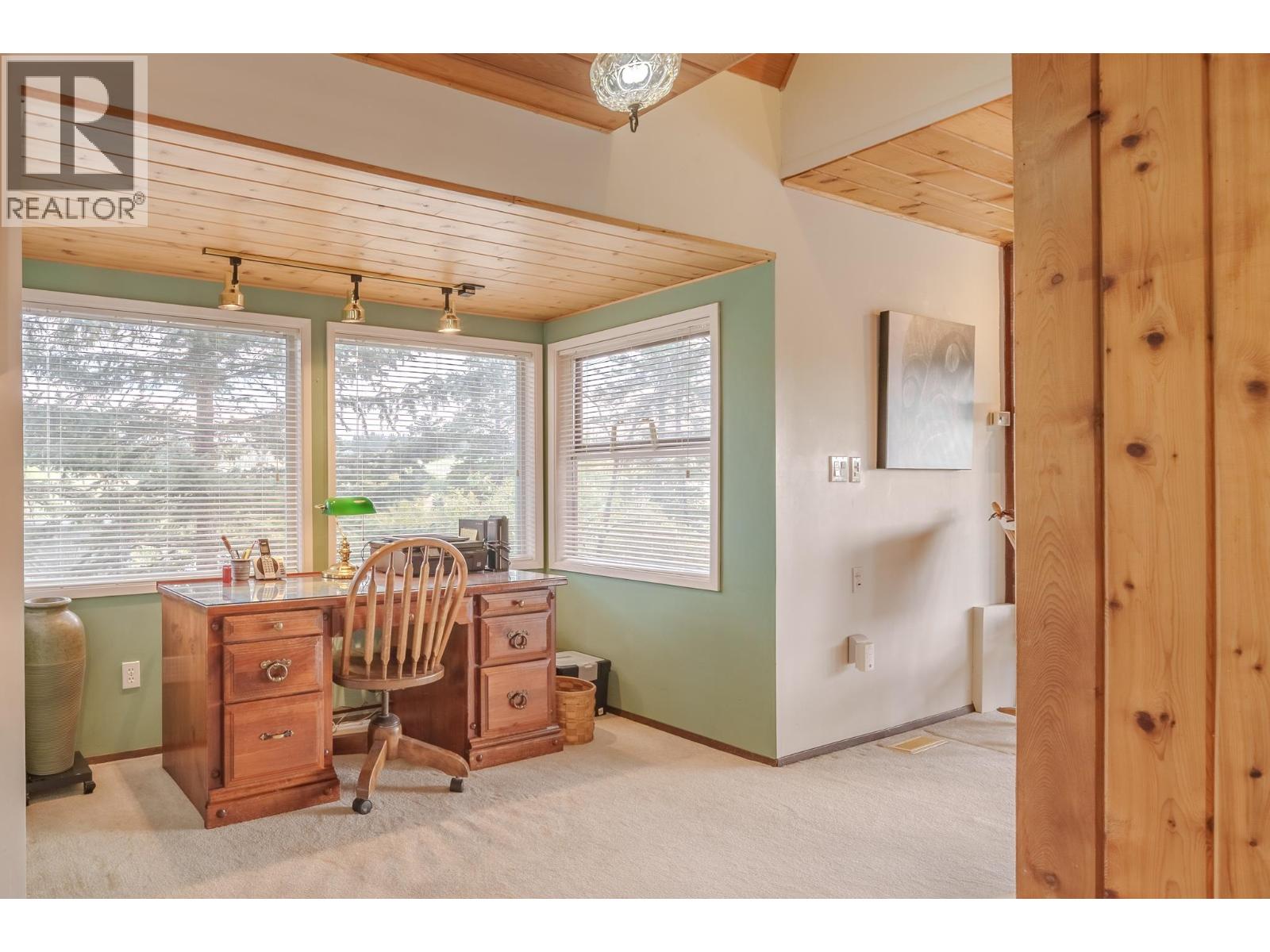 5355 ANNAHAM CRESCENT, 108 Mile Ranch
