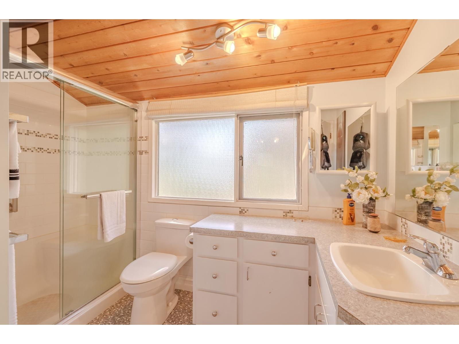 5355 ANNAHAM CRESCENT, 108 Mile Ranch