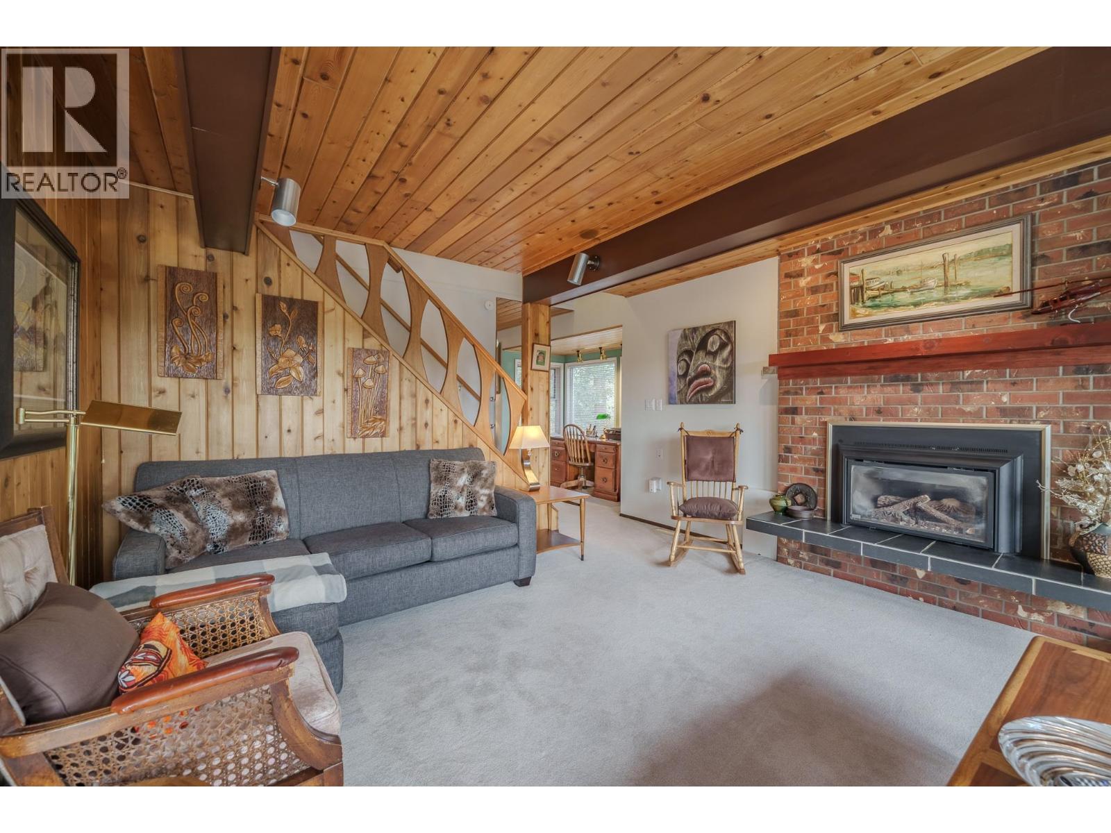 5355 ANNAHAM CRESCENT, 108 Mile Ranch