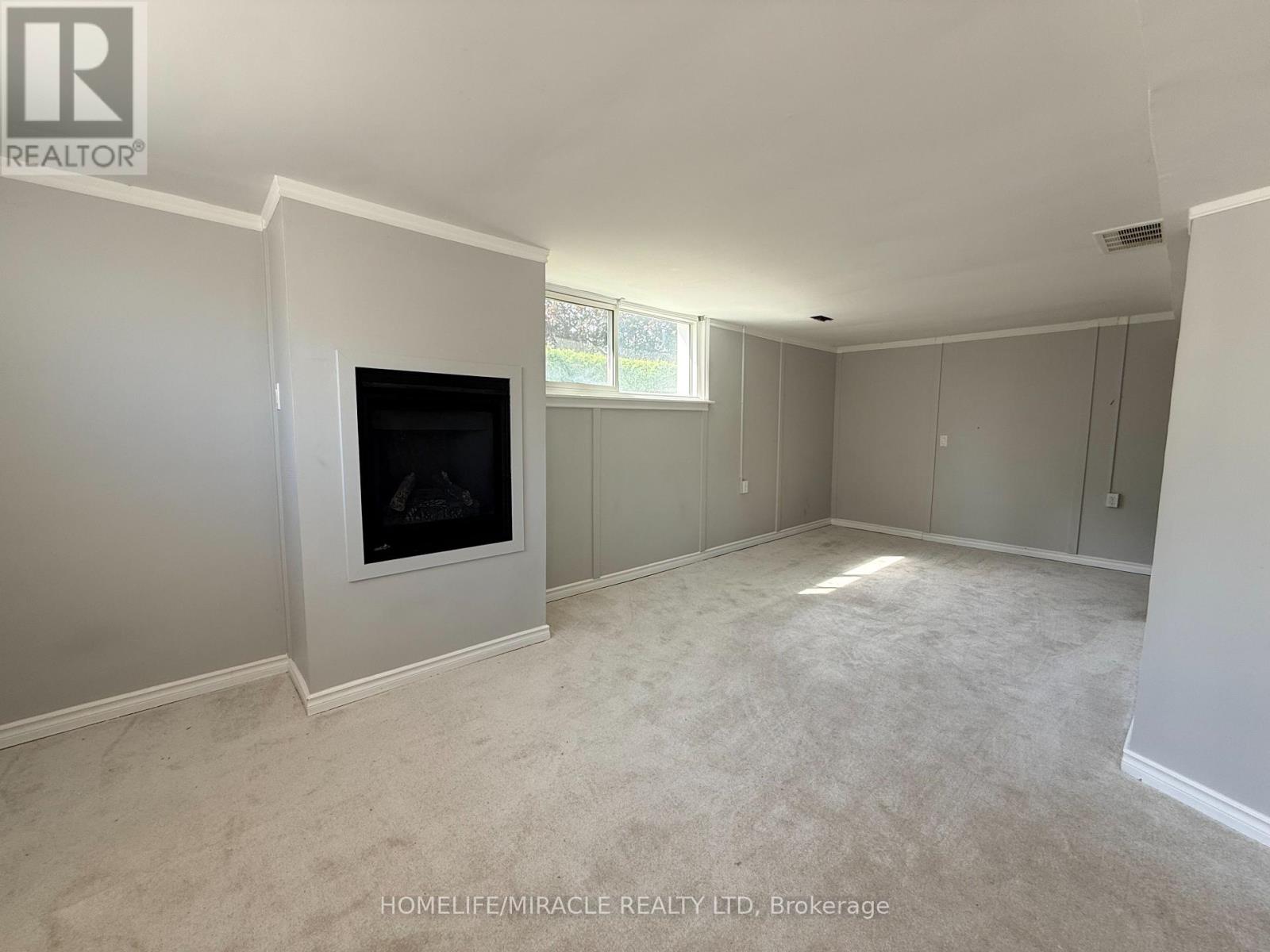5691 MAIN STREET - 22