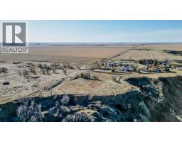 5 Acres, Rural Lethbridge County, AB T1K8G5 Photo 9