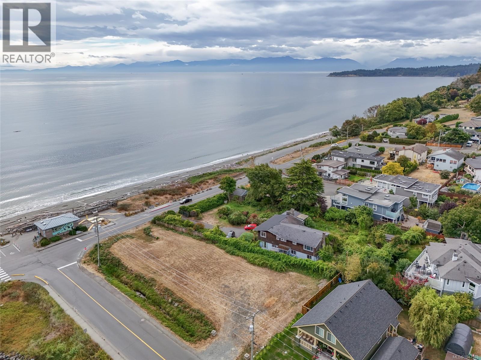  3306 Ocean Boulevard, Colwood