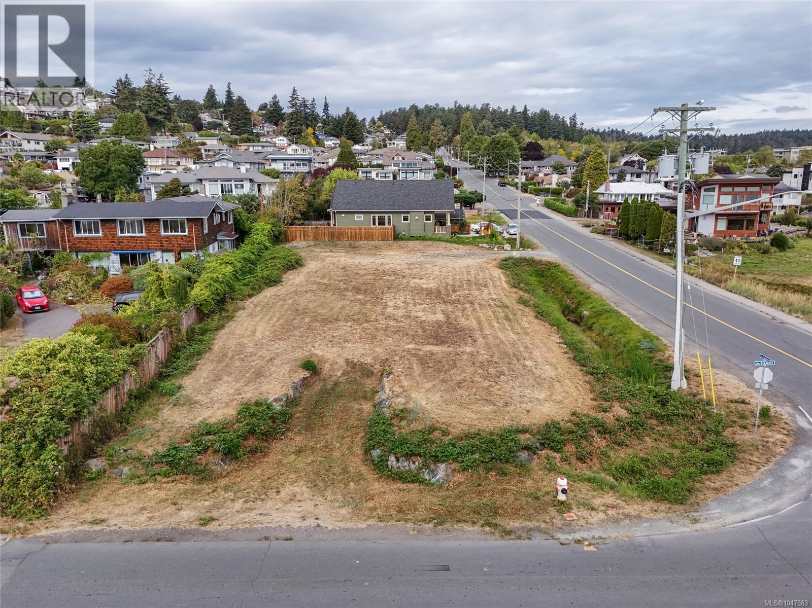  3306 Ocean Boulevard, Colwood