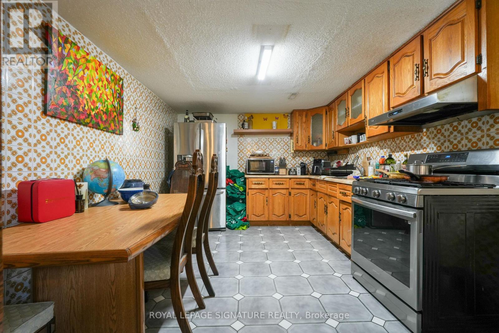 Photo of 674 Abana Road