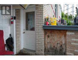 Room #1 & #2 - 674 Abana Road, Mississauga, ON L5A1H4 Photo 7