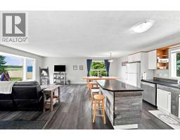 36142a Highway 2 Service Road S, Rural Red Deer County, AB T4G1T8 Photo 27