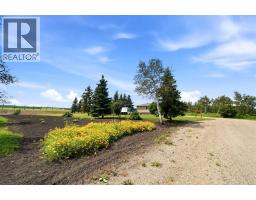 36142a Highway 2 Service Road S, Rural Red Deer County, AB T4G1T8 Photo 38