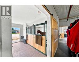 Bedroom - 36142a Highway 2 Service Road S, Rural Red Deer County, AB T4G1T8 Photo 11