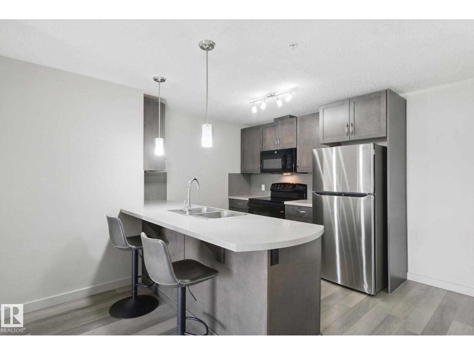 #351 7805 71 ST NW, Edmonton, Alberta, T6B0B9
