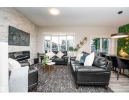 9232 224 St Nw Nw, Edmonton, AB T5T7L9 Photo 11