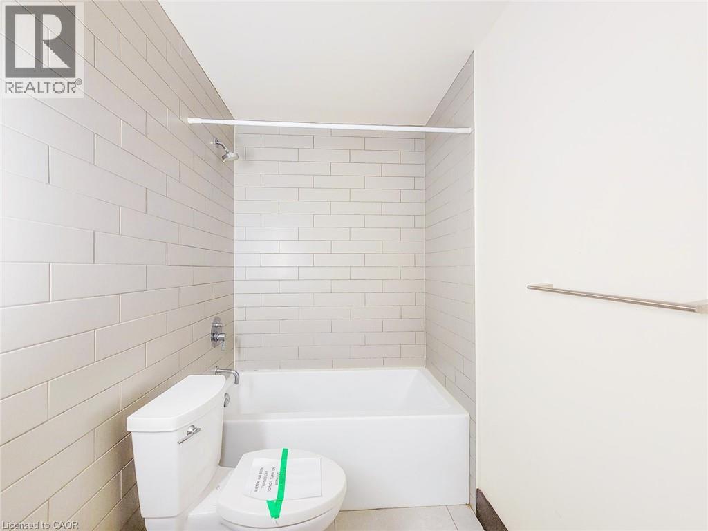 #101 121 KING Street E - 29