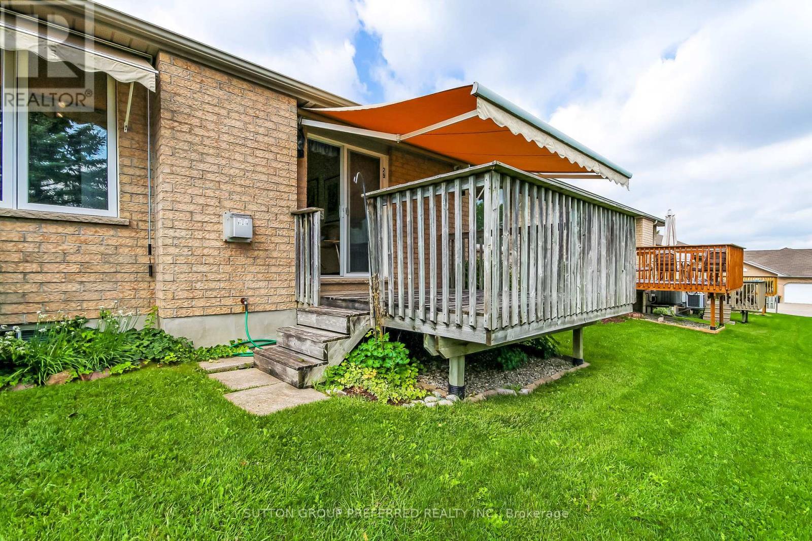 #29 861 SHELBORNE STREET - 29