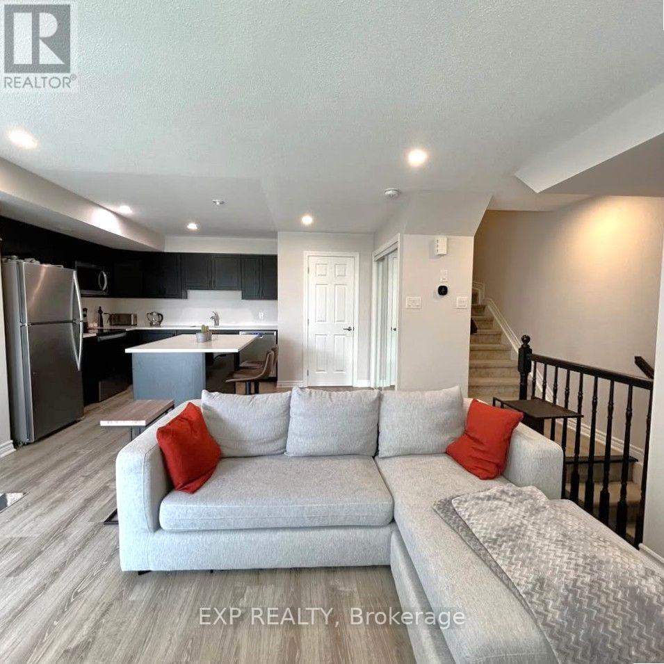 720 Lapland Private, Ottawa, Ontario, K2V0S4, Ottawa, Ontario — photo 4 of 5