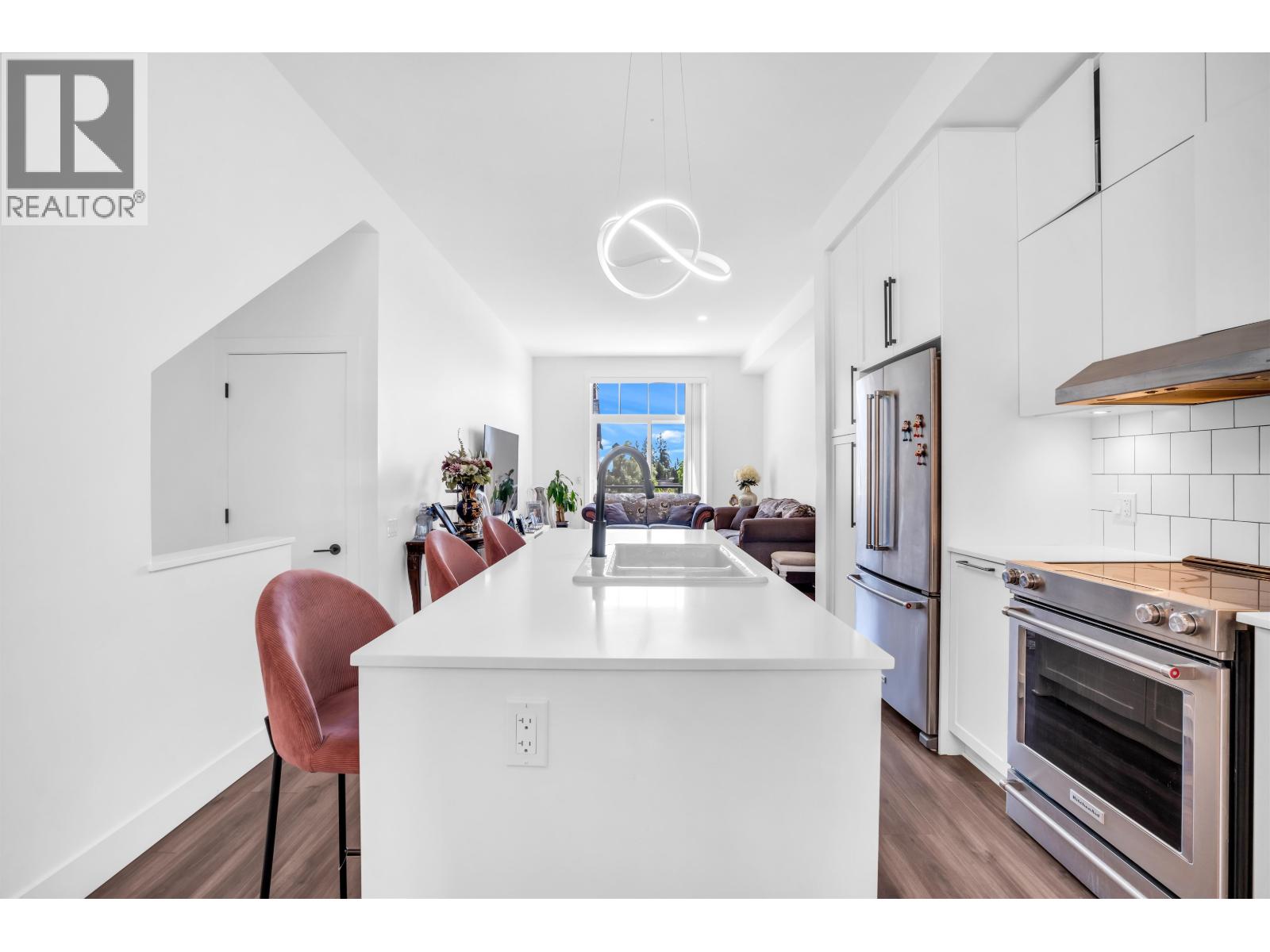 144 3529 BAYCREST AVENUE, Coquitlam