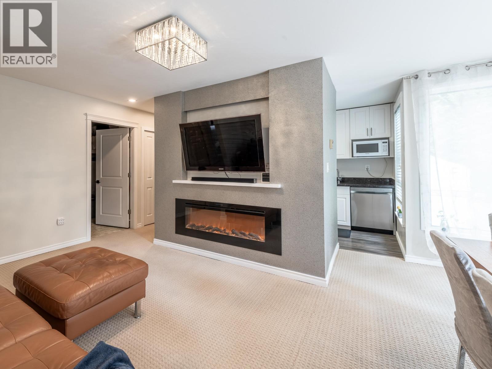 201 9152 SATURNA DRIVE, Burnaby
