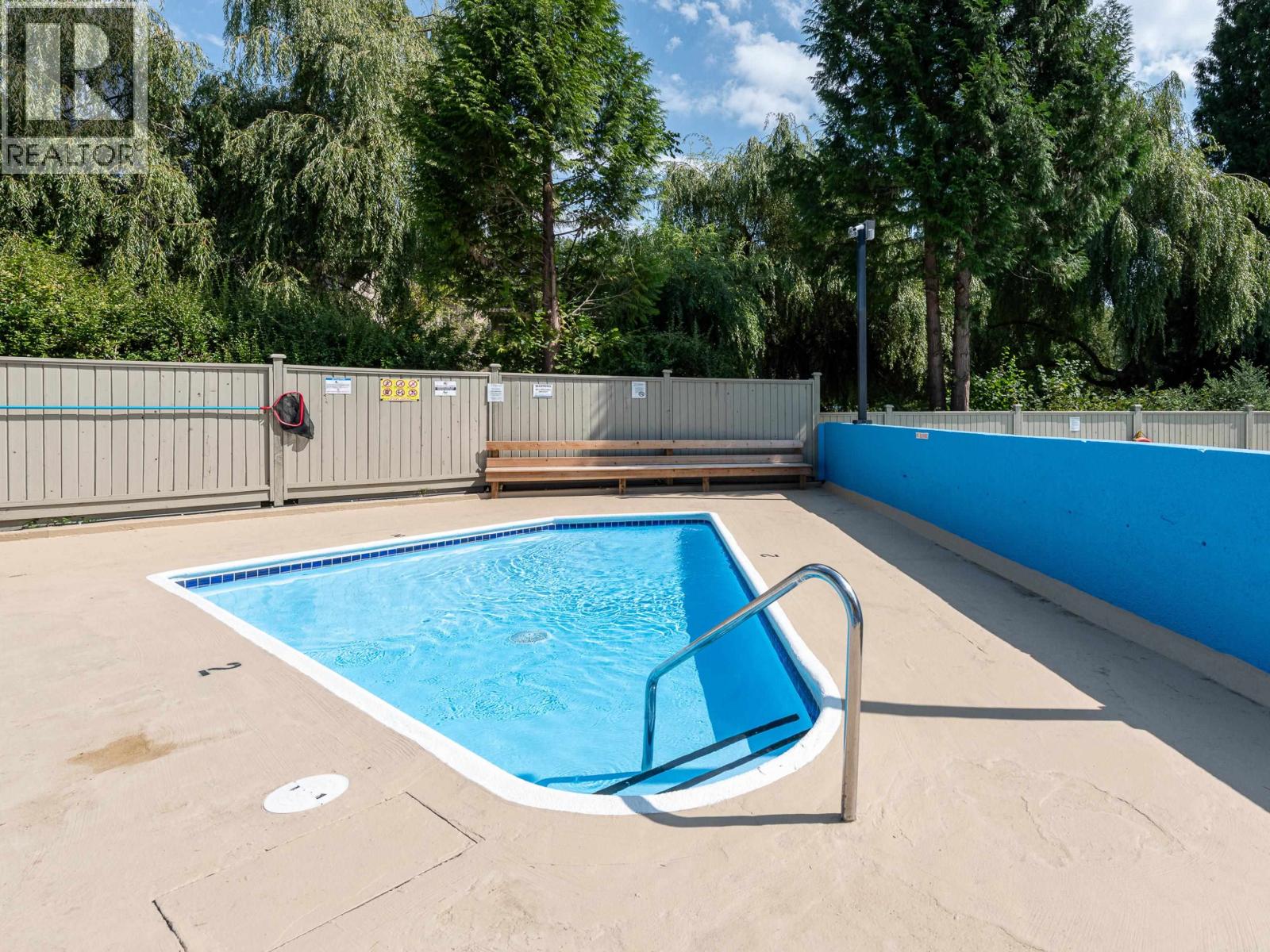 201 9152 SATURNA DRIVE, Burnaby