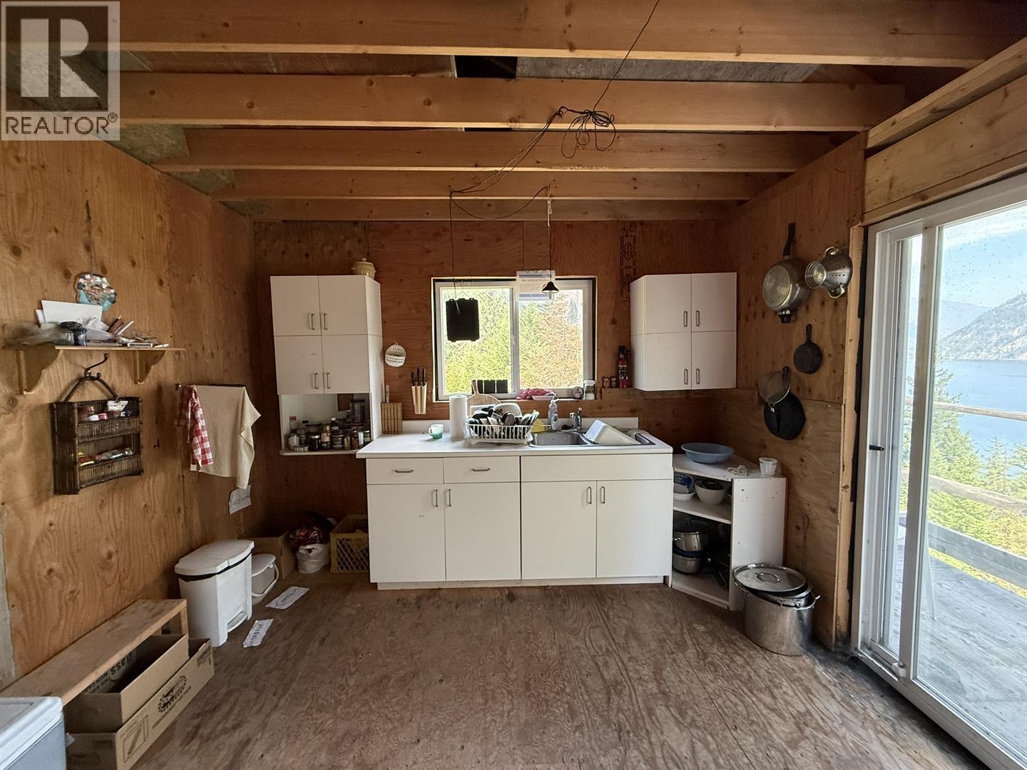 3170 PONDEROSA ROAD, Pemberton