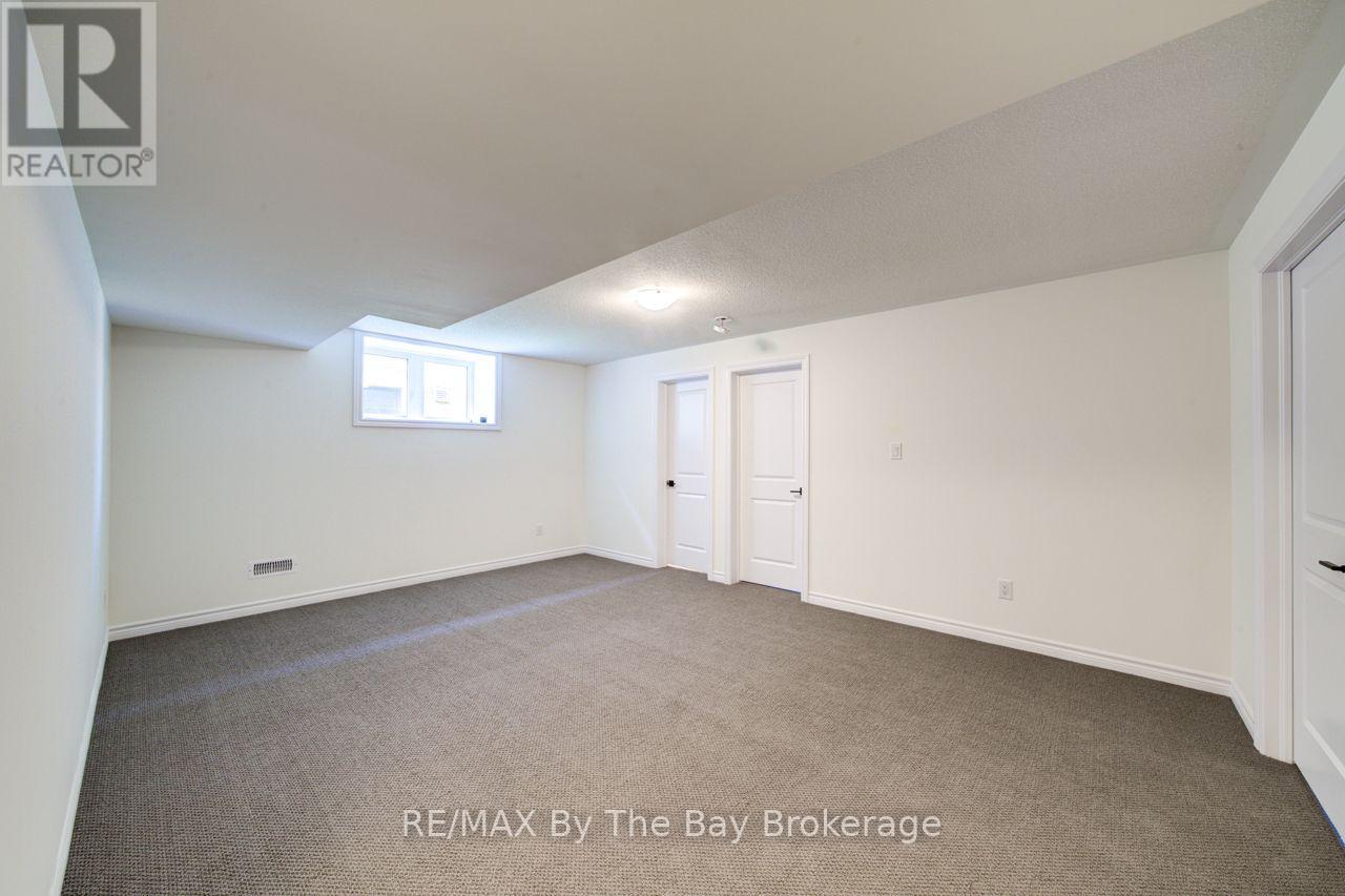 232 RAMBLEWOOD DRIVE - 32