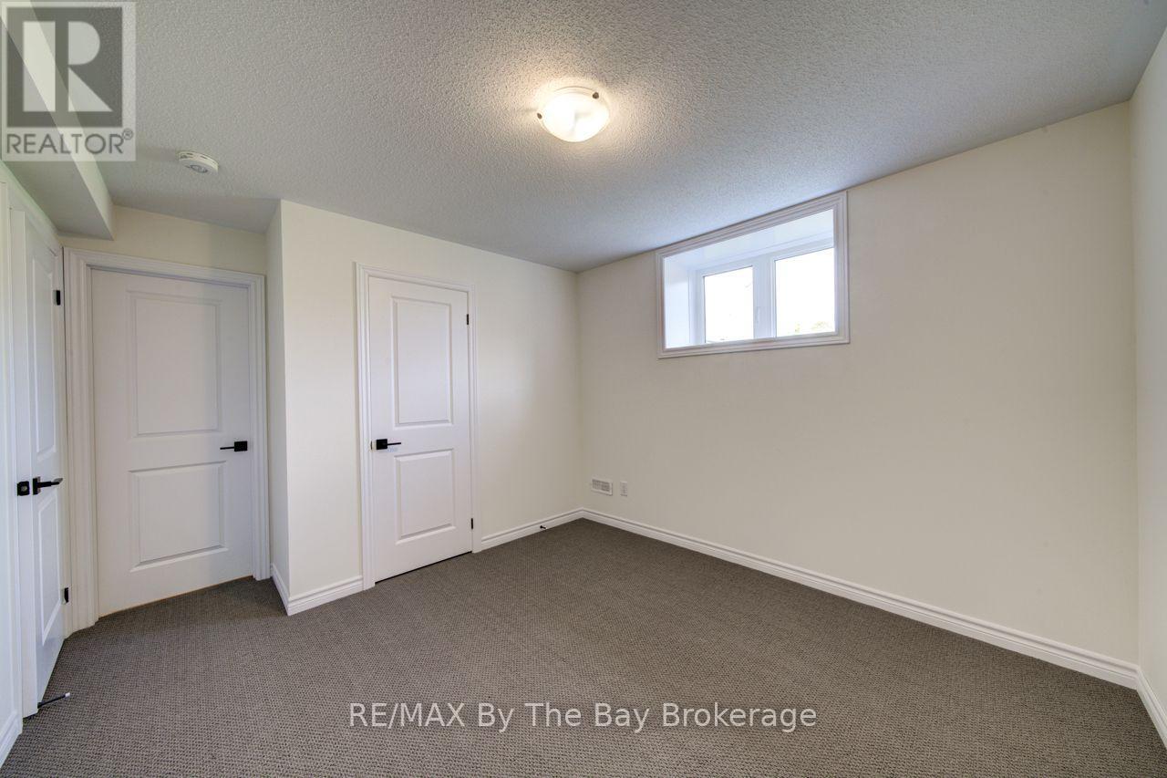 232 RAMBLEWOOD DRIVE - 36